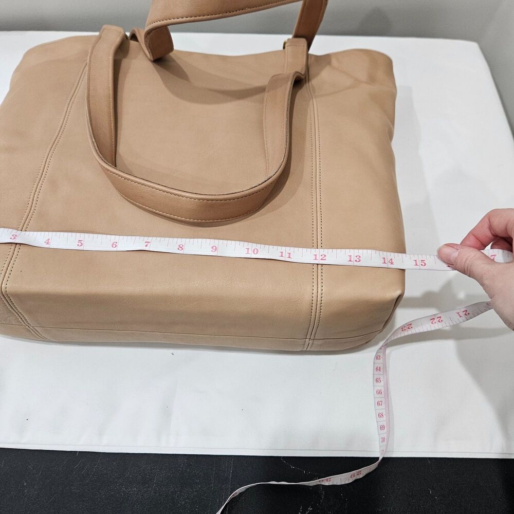 Vintage Coach 1980s Leather Shoppers Tote Bag Beige Tan Shoulder Straps Casual - Picture 14 of 15